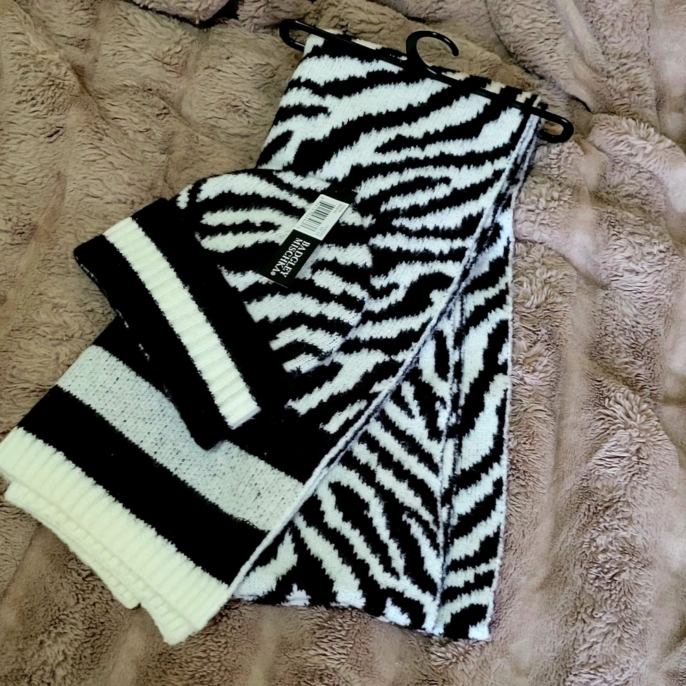 NWT Scarf and Winter Hat Set